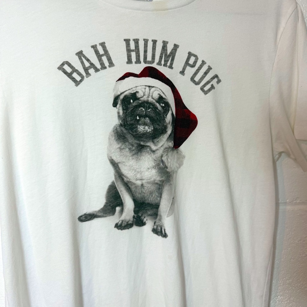 Old Navy Men's Bah Hum Pug Christmas Holiday T-Shirt